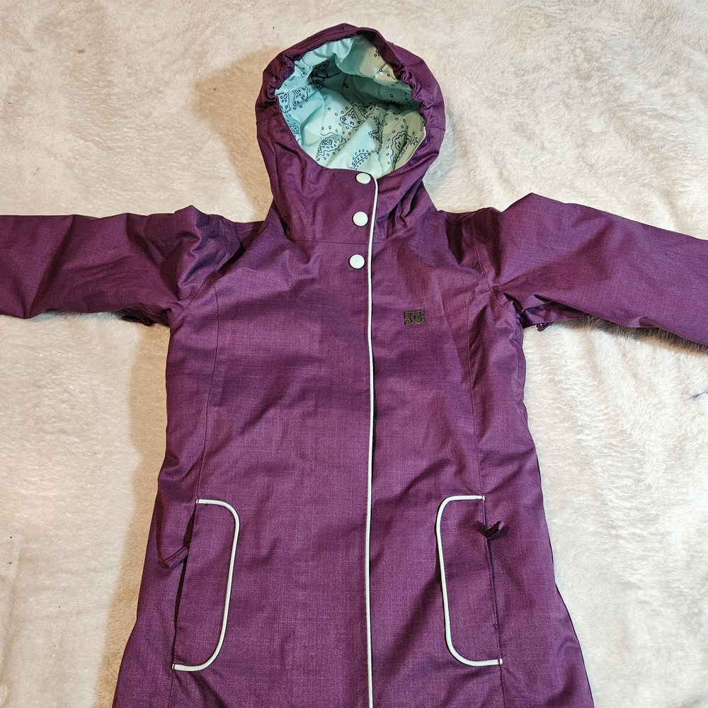 DC Purple Youth Ski Snowboarding Jacket size small 7/8